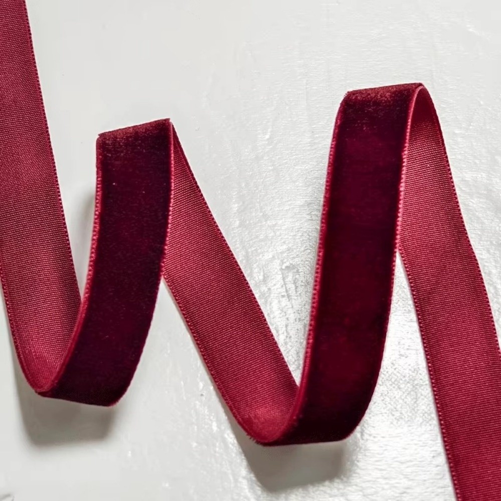 Rouleau de ruban en velours 5  - Velvet Ribbon Roll avis et prix